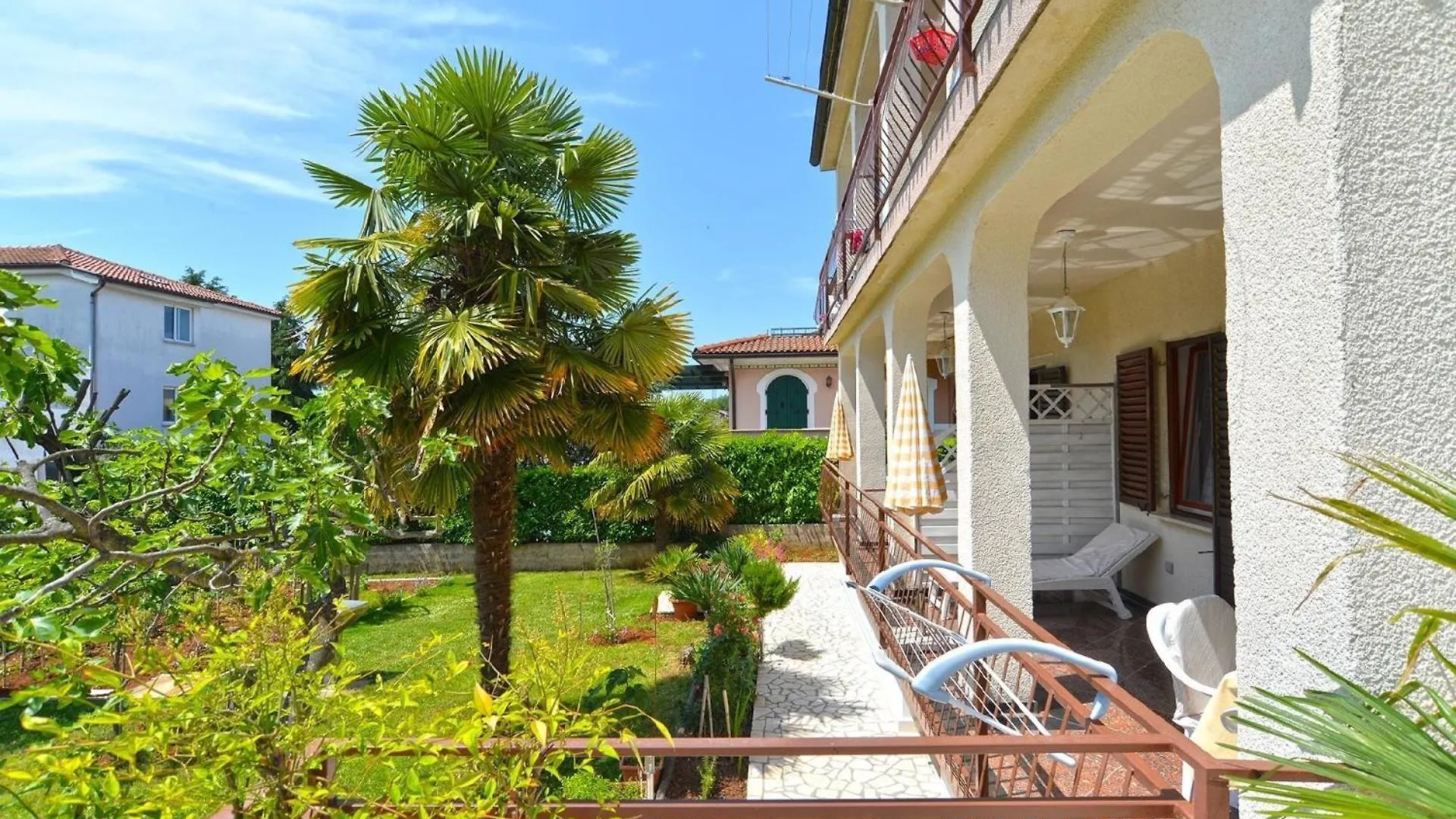 Apartment Ferienwohnung Fuer 3 Personen Ca 32 Qm In Porec, Istrien Istrische Riviera